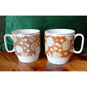 Vintage Stacking floral retro Coffee mugs